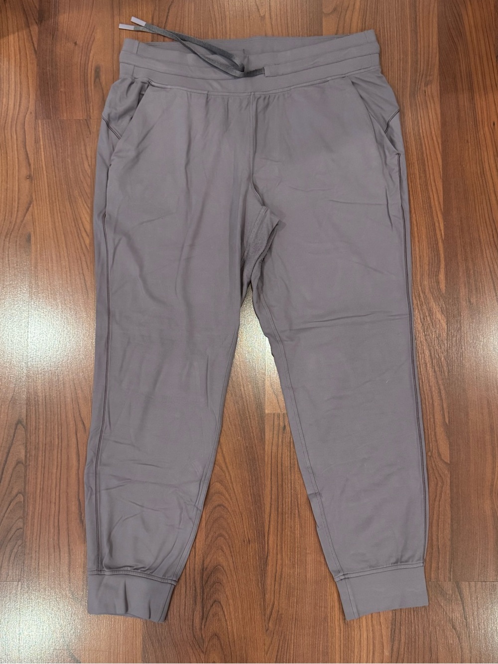 Lululemon Light Weight Purple Gray Drawstring Joggers size 14